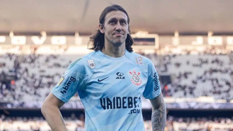 Clube desiste de contratar influencer após descobrir ameaças a Cássio