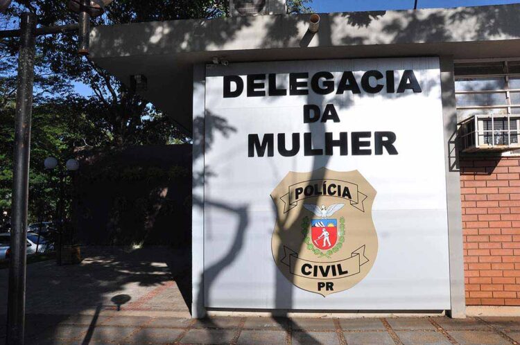 Mulher é agredida com chute na cabeça pelo marido no Jardim Oásis