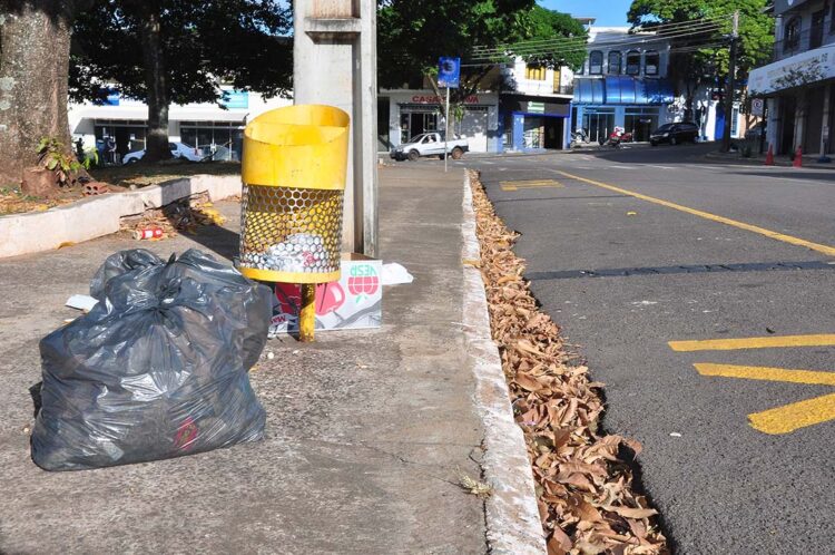 Meio Ambiente prepara nova licitação para  contratar empresa de varrição em Paranavaí