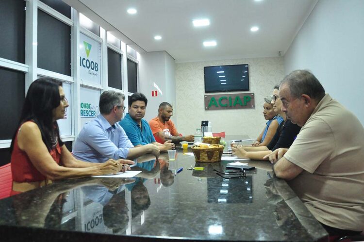 Observatório Social e Polícia Federal firmam trabalho conjunto para o Dia da Cidadania em Paranavaí