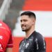ACP acerta retorno do goleiro paranavaiense César Tanaka