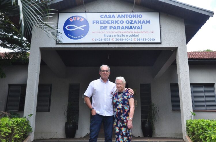 Lar Vicentino de Paranavaí celebra 45 anos de dedicação aos idosos