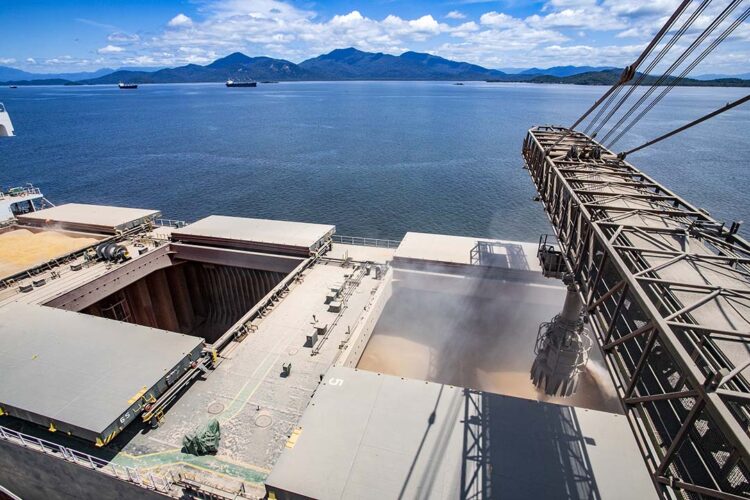 Paraná bate recorde de exportações para um 1º quadrimestre