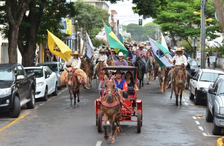 17ª Cavalgada vai abrir programação oficial da 52ª ExpoParanavaí