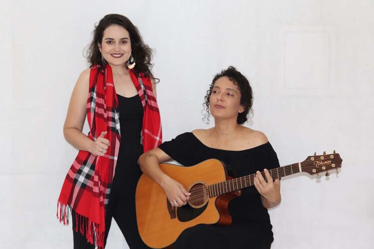 Duo Crisálida homenageia artistas de Paranavaí  em show gratuito nesta sexta-feira