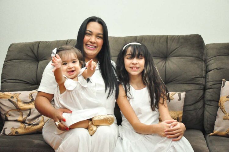 Christiani Azevedo: “Ser mãe é uma dádiva, um dom de Deus”