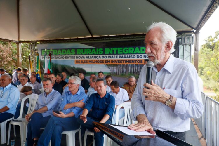 Estado inaugura pavimentação de estrada que liga Paraíso do Norte a Nova Aliança do Ivaí