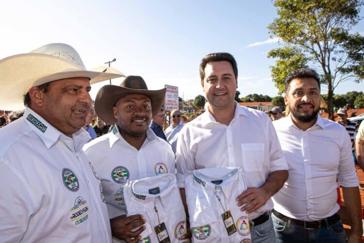 Governador e deputado soldado Adriano José recebem convite para a 1ª Festa do Peão de Alto Paraná