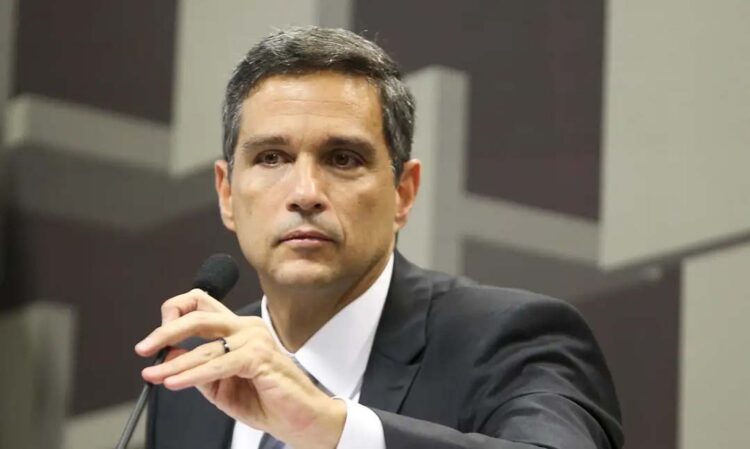 Ruídos que pioram expectativas de inflação devem ser atenuados ou revertidos, diz Campos Neto