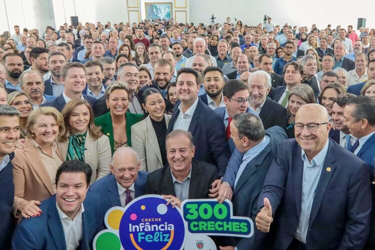 Estado vai destinar R$ 391,4 milhões para construir 300 creches no Paraná