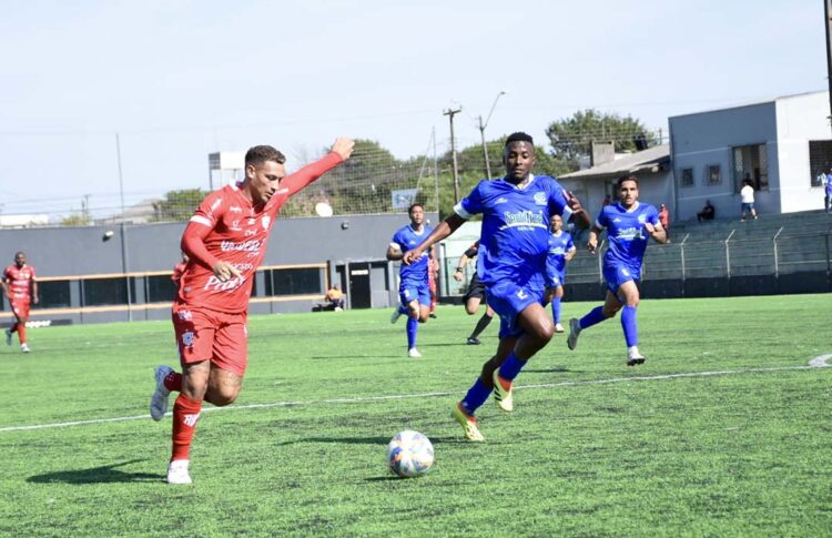 ACP perde na rodada, mas confirma vaga para a semifinal
