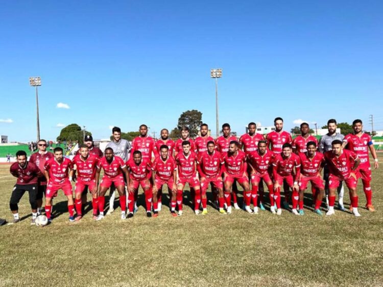 ACP encara Apucarana Sports pela sexta rodada neste domingo