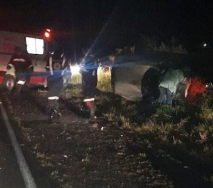 Acidente entre dois carros deixa homem ferido na PR-463