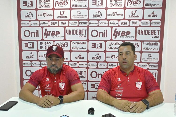 Treinador e diretor do ACP explicam mudanças  na equipe titular contra o Patriotas