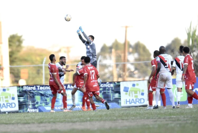 Fora de casa, ACP vence Apucarana