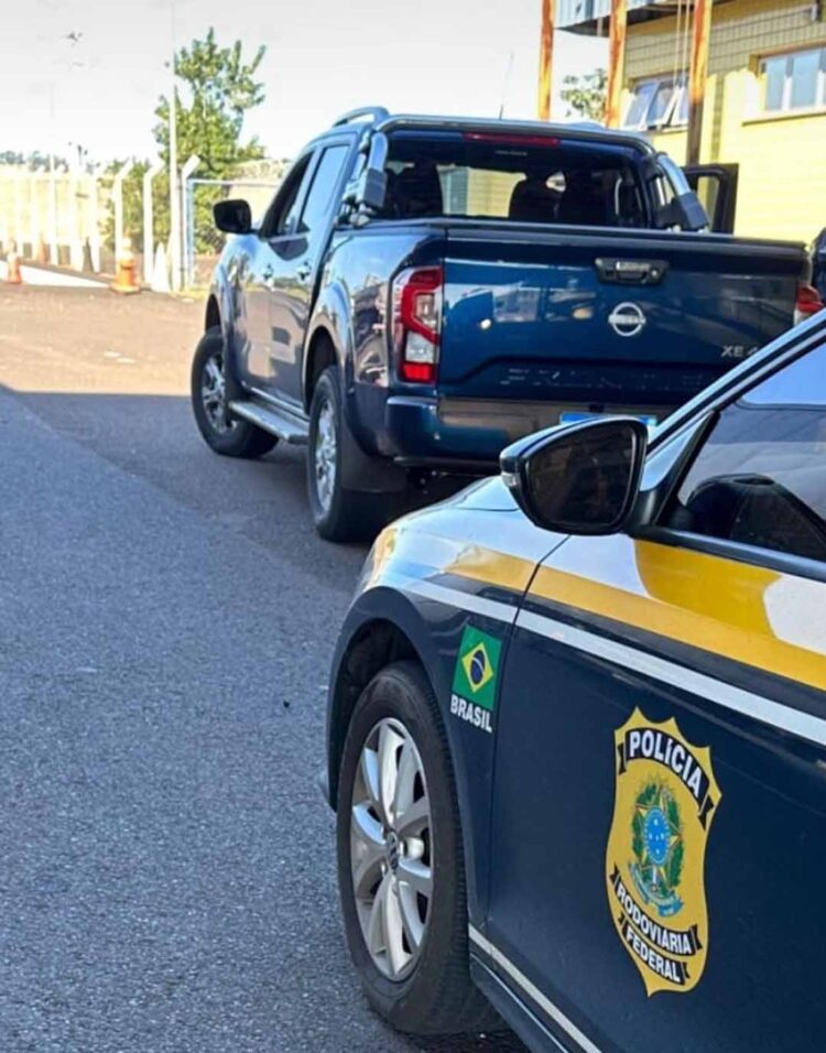 Caminhonete roubada em São Paulo é recuperada em Mandaguari