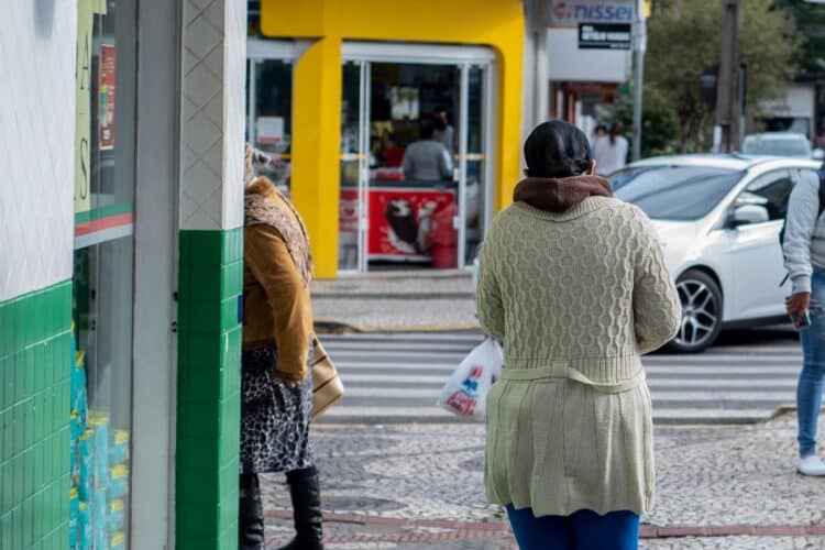 Inverno chega quente, mas deve trazer ondas de frio tardias para Paranavaí