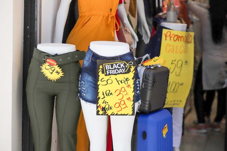 Nova queda no Índice de Intenção de Consumo das Famílias no Paraná