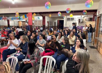 Projeto Escola Para Pais mobiliza toda a comunidade