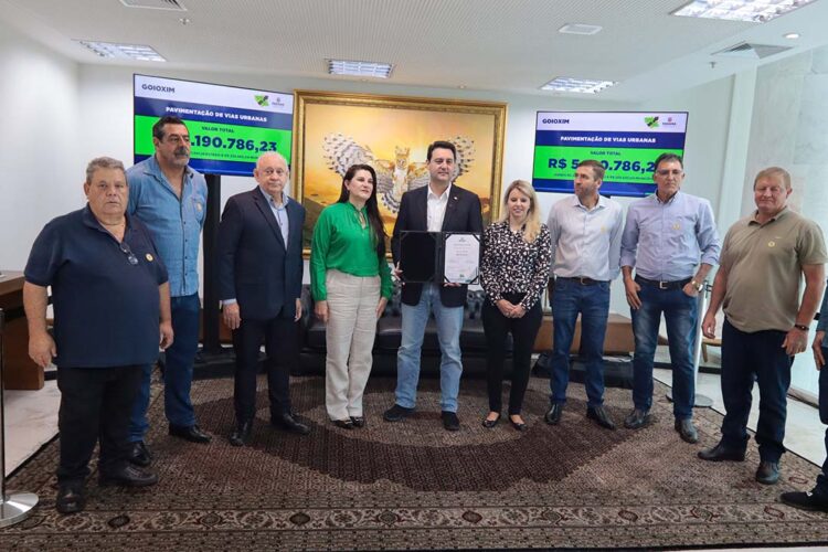 Governo libera R$ 45,1 milhões para dez cidades no programa Asfalto Novo, Vida Nova