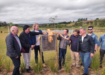 Administração Municipal inaugura obras  importantes para a população