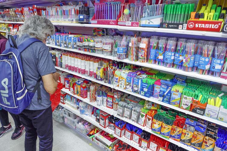 Governo retira 7,5 mil produtos do regime  de Substituição Tributária no Paraná