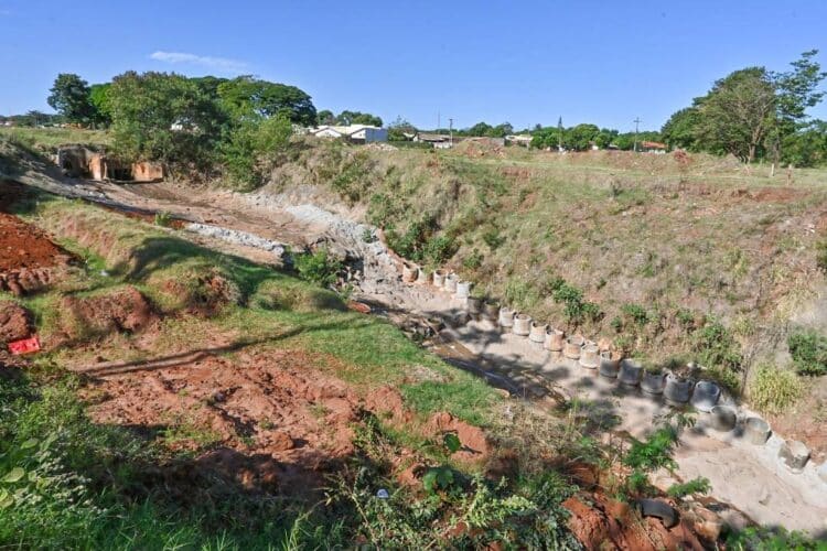 Ratinho Junior confirma que área de erosão em  Loanda será transformada em parque urbano