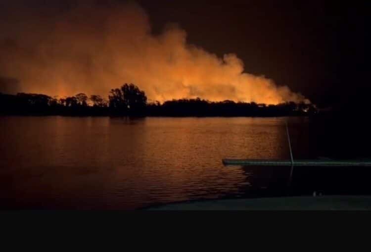 Incêndio no Porto Maringá atinge 280 hectares, segundo Corpo de Bombeiros