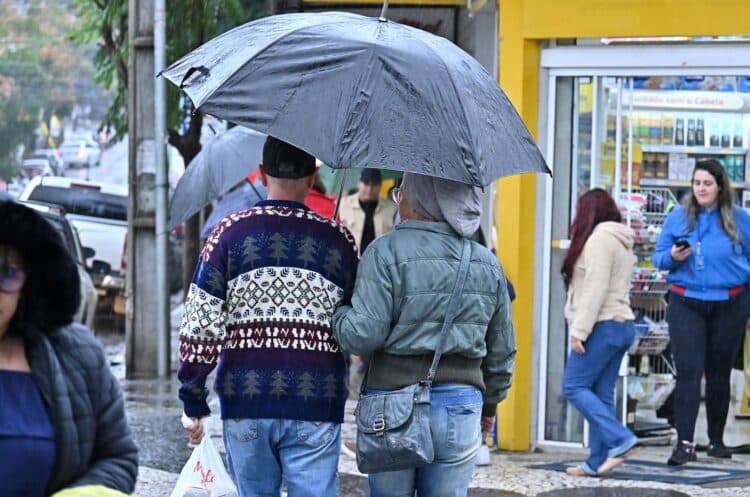 Paranavaí registra frio e chuva nesta terça-feira e no restante da semana