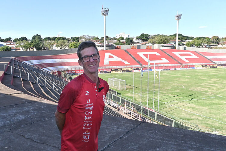 Roupeiro do ACP, Vanusa se declara ao esporte: “Uma relação de amor verdadeiro”