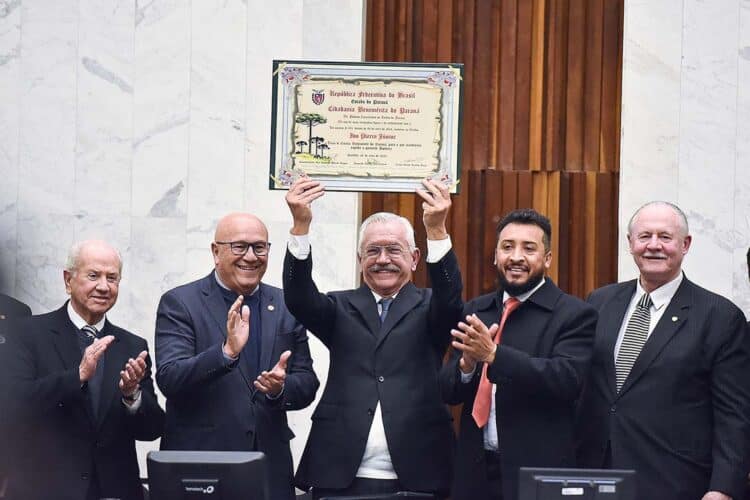 Em homenagem a Ivo Pierin Junior, deputados  ressaltam atuação pelo desenvolvimento do Paraná