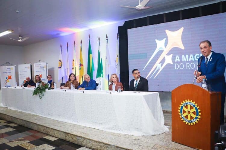 Erradicar a pólio no mundo em três anos é a meta do Rotary Internacional