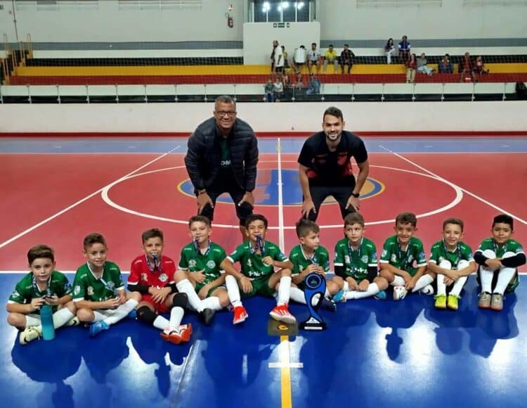 Equipe Sub-7 da São Lucas/Furacão disputa segunda fase do Paranaense em Londrina