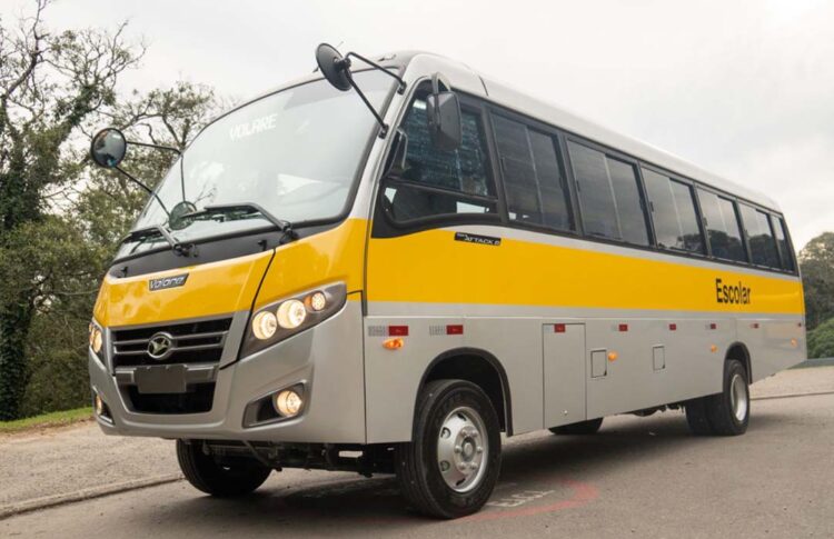 Alto Paraná investe na renovação da frota e  adquire veículos para educação, saúde e esporte