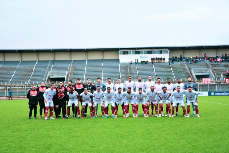 ACP perde para o  Rio Branco e continua na Série B