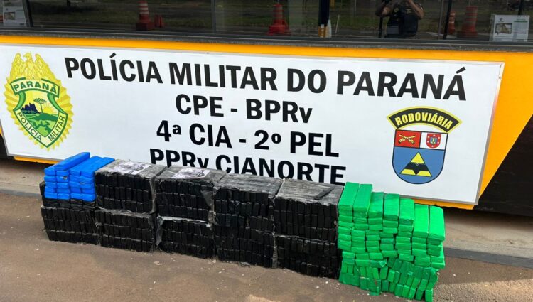 Carga de 300 quilos de maconha é apreendida após adolescente dormir ao volante e causar acidente