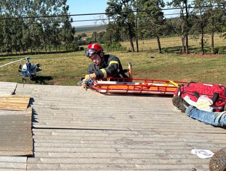 Morador de Paranavaí morre eletrocutado enquanto fazia limpeza de painéis solares
