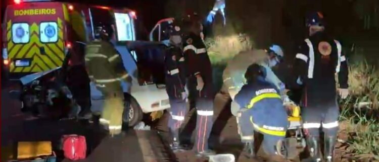Seis pessoas ficam feridas em grave acidente na PRC-158