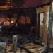 Casa de madeira fica completamente destruída por incêndio em Terra Rica