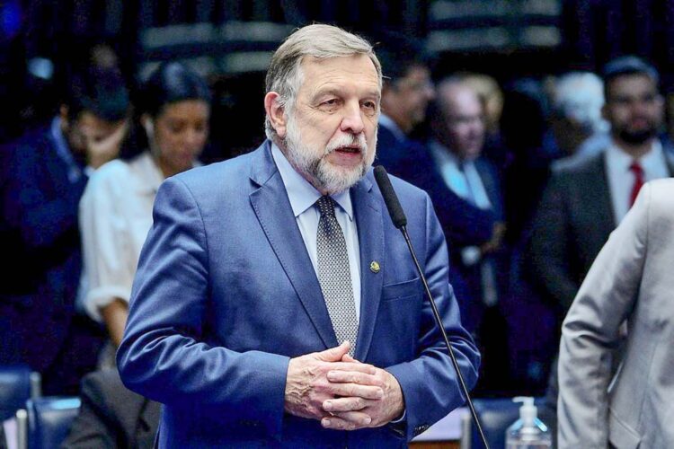 Senador destina emendas para 100% dos municípios paranaenses