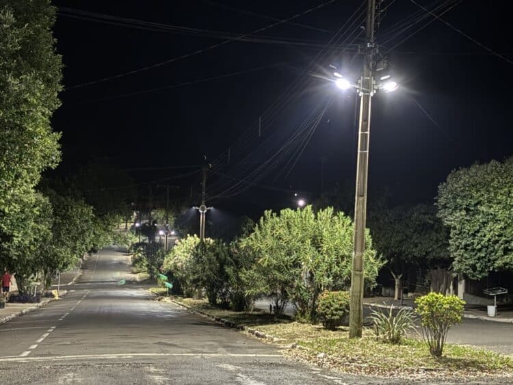 Diamante do Norte substitui luminárias tradicionais por lâmpadas de LED