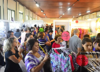 Queda de 1% do varejo em junho interrompe cinco meses de alta