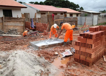 Renda média dos trabalhadores do Paraná cresce 6,7% em um ano