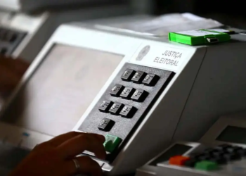 Apenas 15% das candidaturas para cargo de prefeito são de mulheres