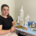 Artesã de Paranavaí cria peças religiosas personalizadas e ricas em detalhes