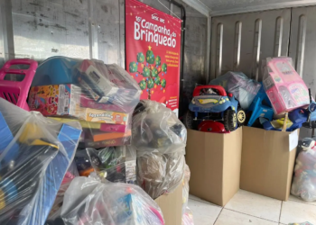 Campanha de Natal do Sesc leva alegria e brinquedos a crianças do Noroeste