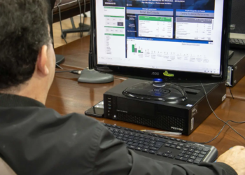 Mais de 25 mil empresas são beneficiadas com Selo do Baixo Risco em 10 meses