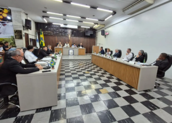 Câmara aprova ampliação de vagas para professores da rede municipal em Paranavaí