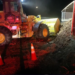 Carreta carregada de mandioca tomba na BR-376 em Nova Londrina