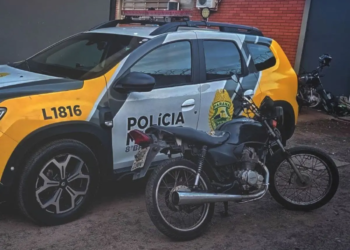 Motocicleta é encontrada abandonada em Paranavaí um dia após ser furtada